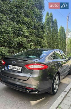 Седан Ford Fusion 2015 в 