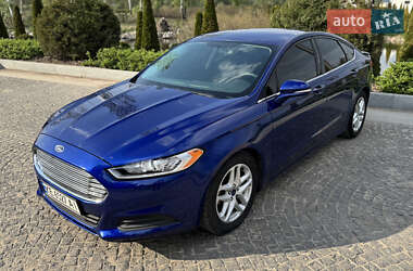 Седан Ford Fusion 2015 в Дніпрі