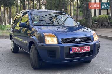 Хэтчбек Ford Fusion 2008 в 