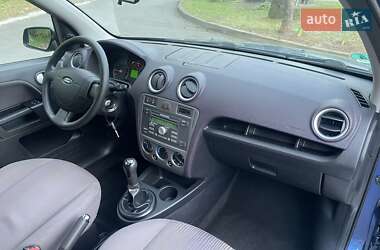 Хэтчбек Ford Fusion 2008 в 