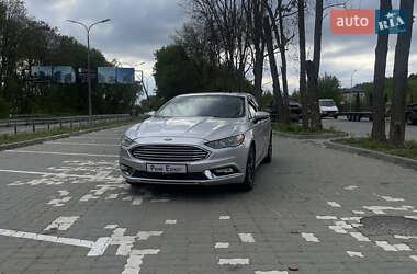 Седан Ford Fusion 2017 в Львове