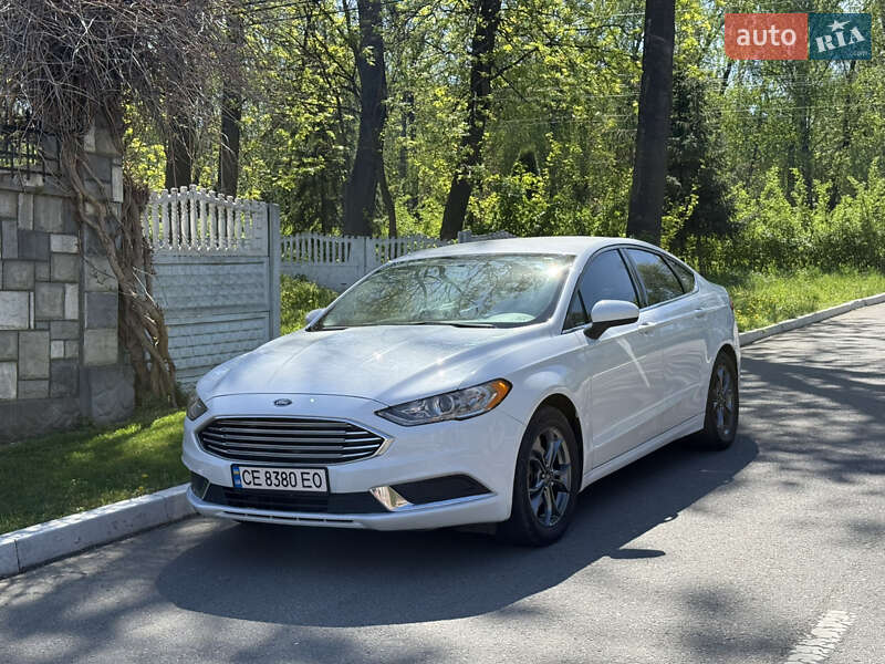 Седан Ford Fusion 2016 в 