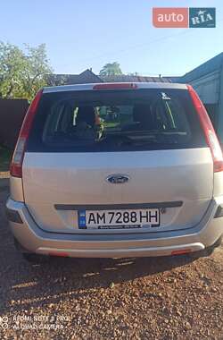 Хэтчбек Ford Fusion 2008 в 
