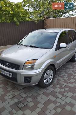 Хэтчбек Ford Fusion 2010 в Киеве