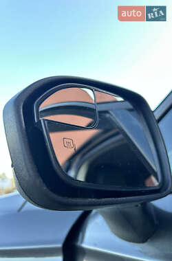 Седан Ford Fusion 2018 в 