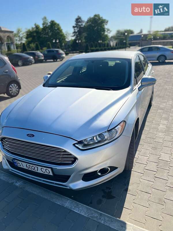 Седан Ford Fusion 2015 в Измаиле