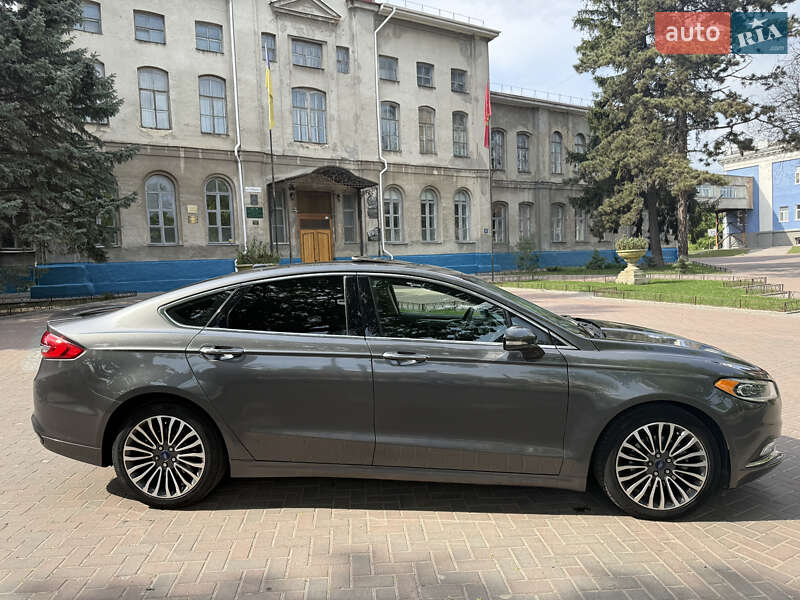 Седан Ford Fusion 2016 в Сумах