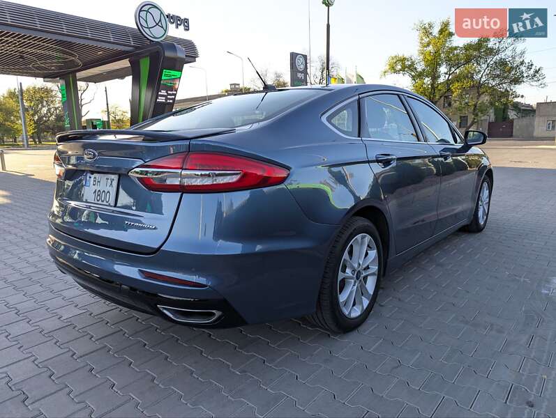 Седан Ford Fusion 2018 в Одессе