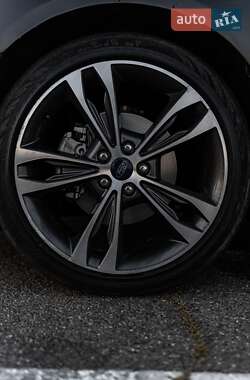 Седан Ford Fusion 2018 в 