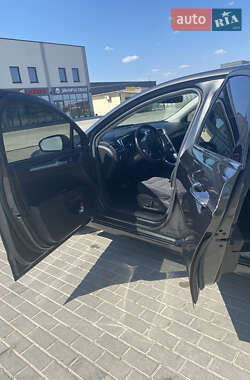 Седан Ford Fusion 2015 в 