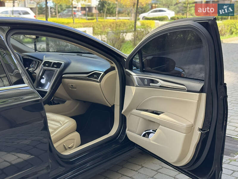 Седан Ford Fusion 2012 в Ивано-Франковске