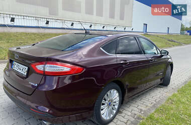 Седан Ford Fusion 2013 в 