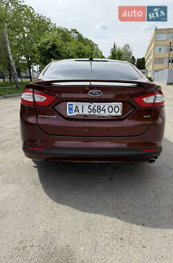 Седан Ford Fusion 2014 в 