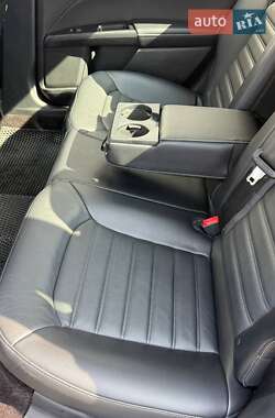 Седан Ford Fusion 2016 в 
