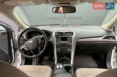 Седан Ford Fusion 2020 в 