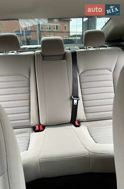 Седан Ford Fusion 2020 в 
