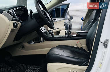 Седан Ford Fusion 2013 в 