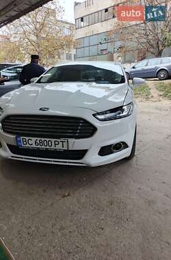 Седан Ford Fusion 2015 в Львові