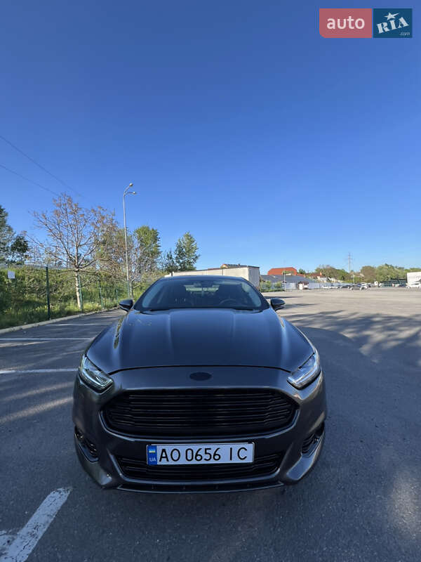 Ford Fusion 2015