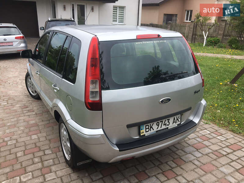 Хэтчбек Ford Fusion 2011 в Ровно