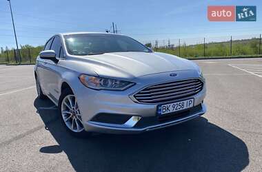 Седан Ford Fusion 2017 в Ровно