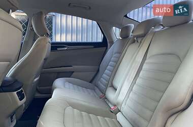 Седан Ford Fusion 2014 в 