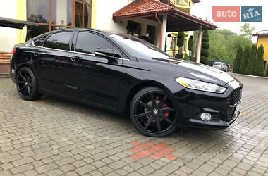 Седан Ford Fusion 2016 в 