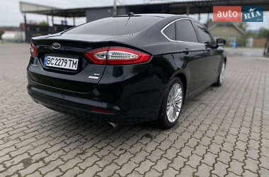 Седан Ford Fusion 2013 в 