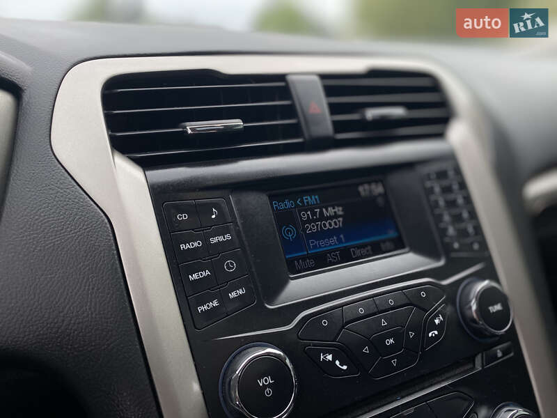 Седан Ford Fusion 2013 в Дрогобыче