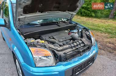 Хетчбек Ford Fusion 2010 в 
