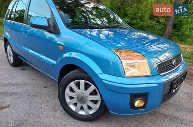 Хетчбек Ford Fusion 2010 в 