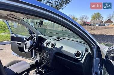 Хетчбек Ford Fusion 2006 в 