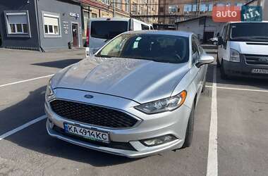 Седан Ford Fusion 2016 в 