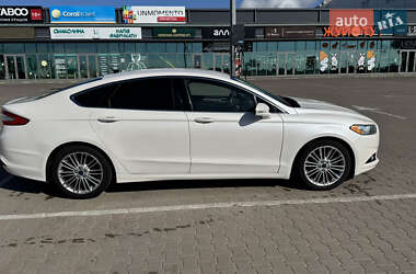 Седан Ford Fusion 2014 в 