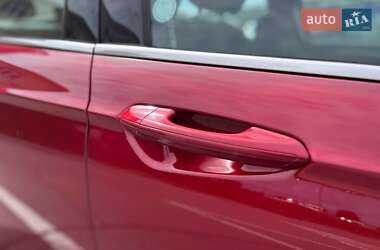 Седан Ford Fusion 2019 в 