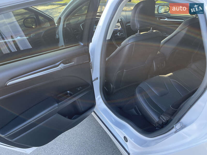 Седан Ford Fusion 2019 в Харькове