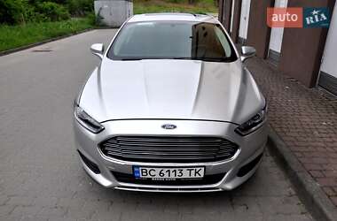 Седан Ford Fusion 2013 в 