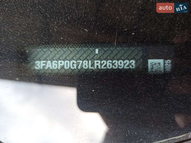 Седан Ford Fusion 2020 в Бродах