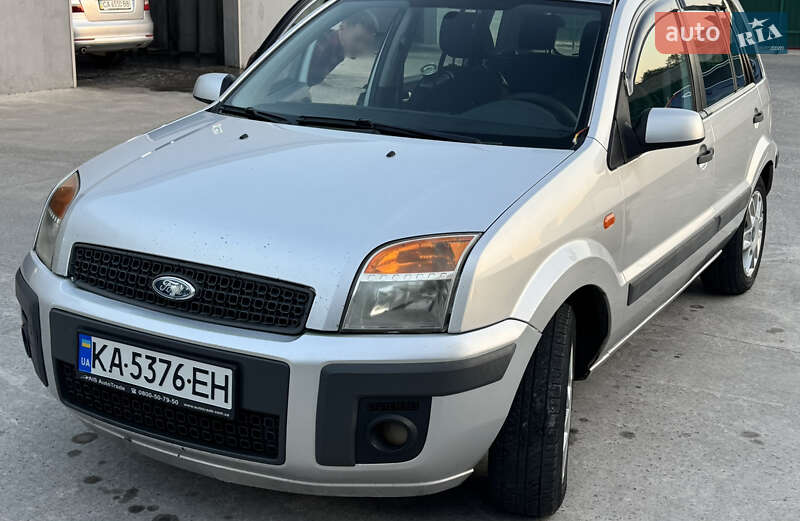 Седан Ford Fusion 2007 в 
