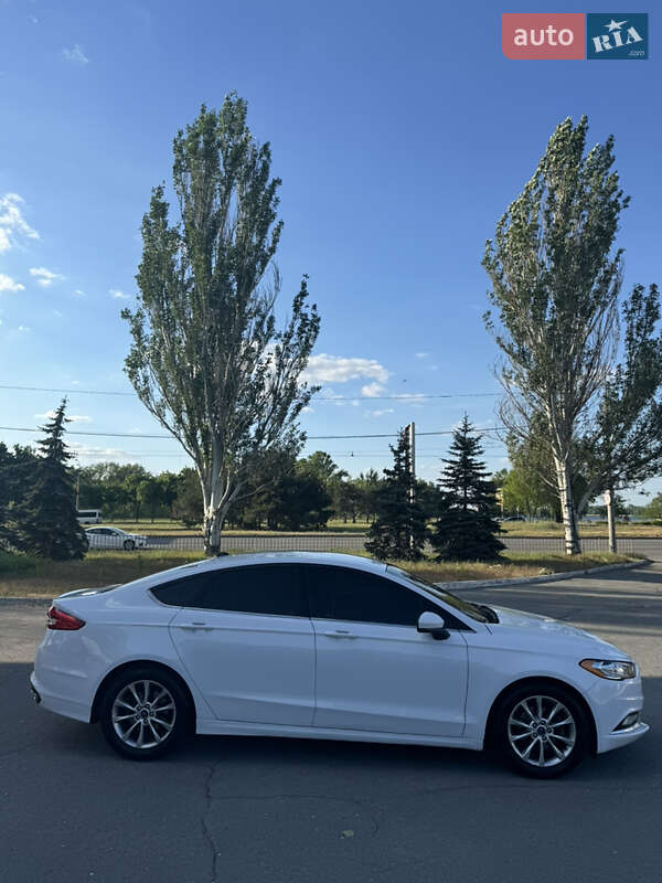 Седан Ford Fusion 2016 в Днепре