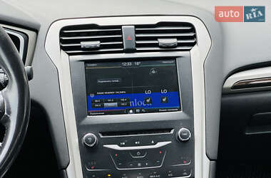 Седан Ford Fusion 2014 в 