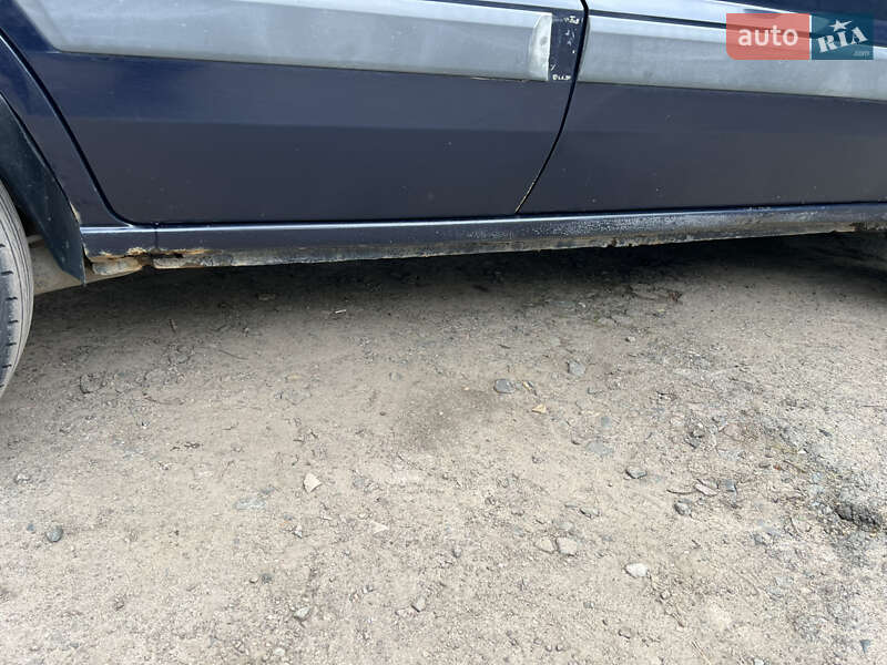 Хэтчбек Ford Fusion 2005 в Ровно