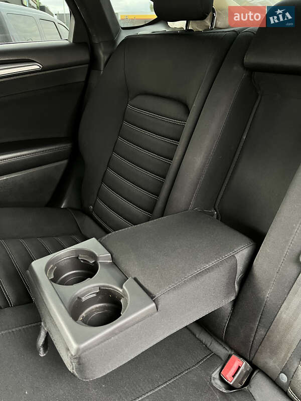 Седан Ford Fusion 2014 в Житомире