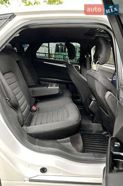Седан Ford Fusion 2014 в 