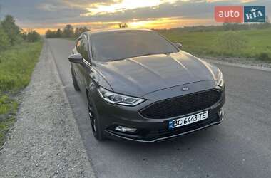 Седан Ford Fusion 2016 в 