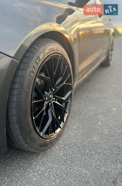 Седан Ford Fusion 2016 в 