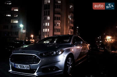 Седан Ford Fusion 2016 в Львове