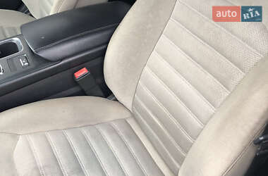 Седан Ford Fusion 2016 в 