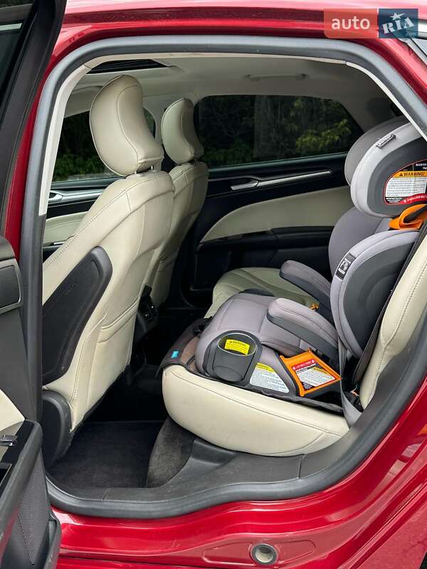Седан Ford Fusion 2014 в Полтаве