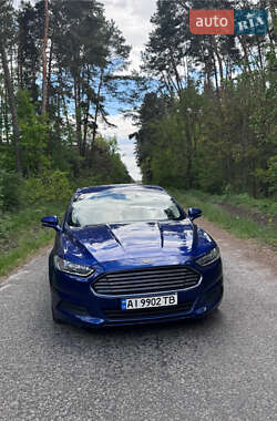 Седан Ford Fusion 2015 в Баришівка